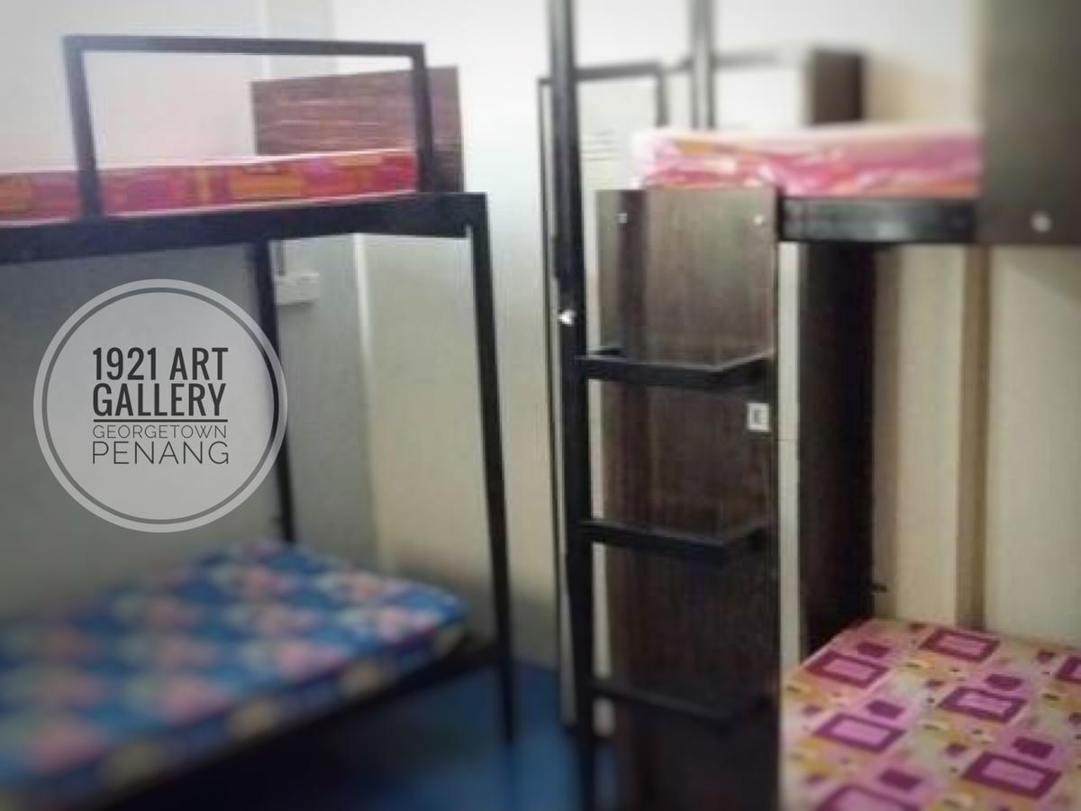 1921 Art Gallery & Travel Lodge جورج تاون الغرفة الصورة